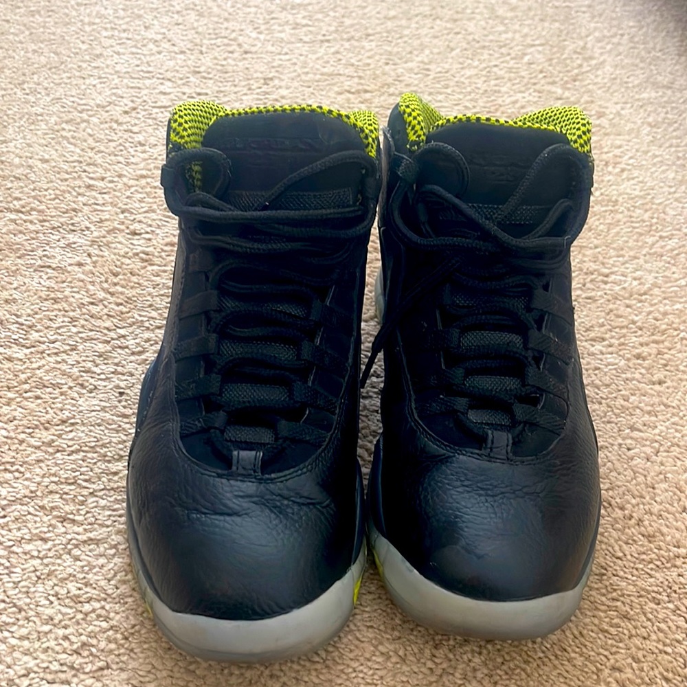 Jordan 10 Retro
Venom Green